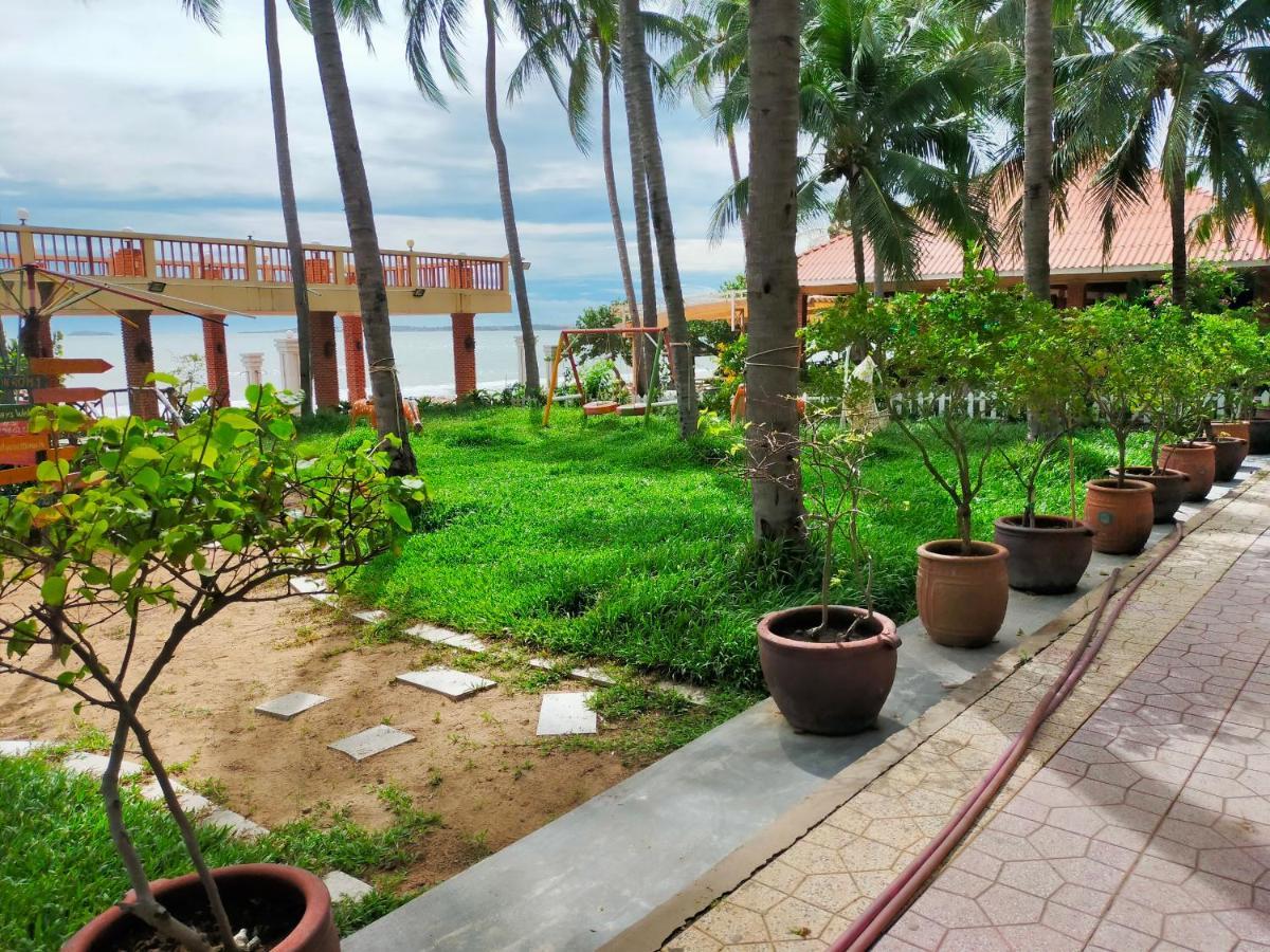 מואי נה Hon Rom Central Beach Resort מראה חיצוני תמונה